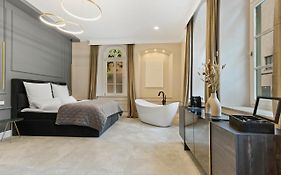 Boutique Rooms I Luxus Suite I Center I Boxspring